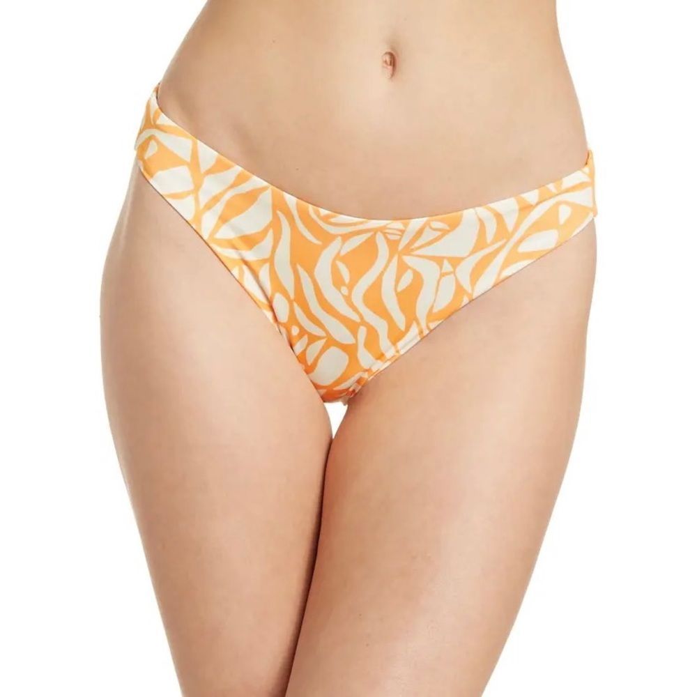 NWT MAAJI Tanzania Reversible Classic Signature Cut Bikini Bottom. Small